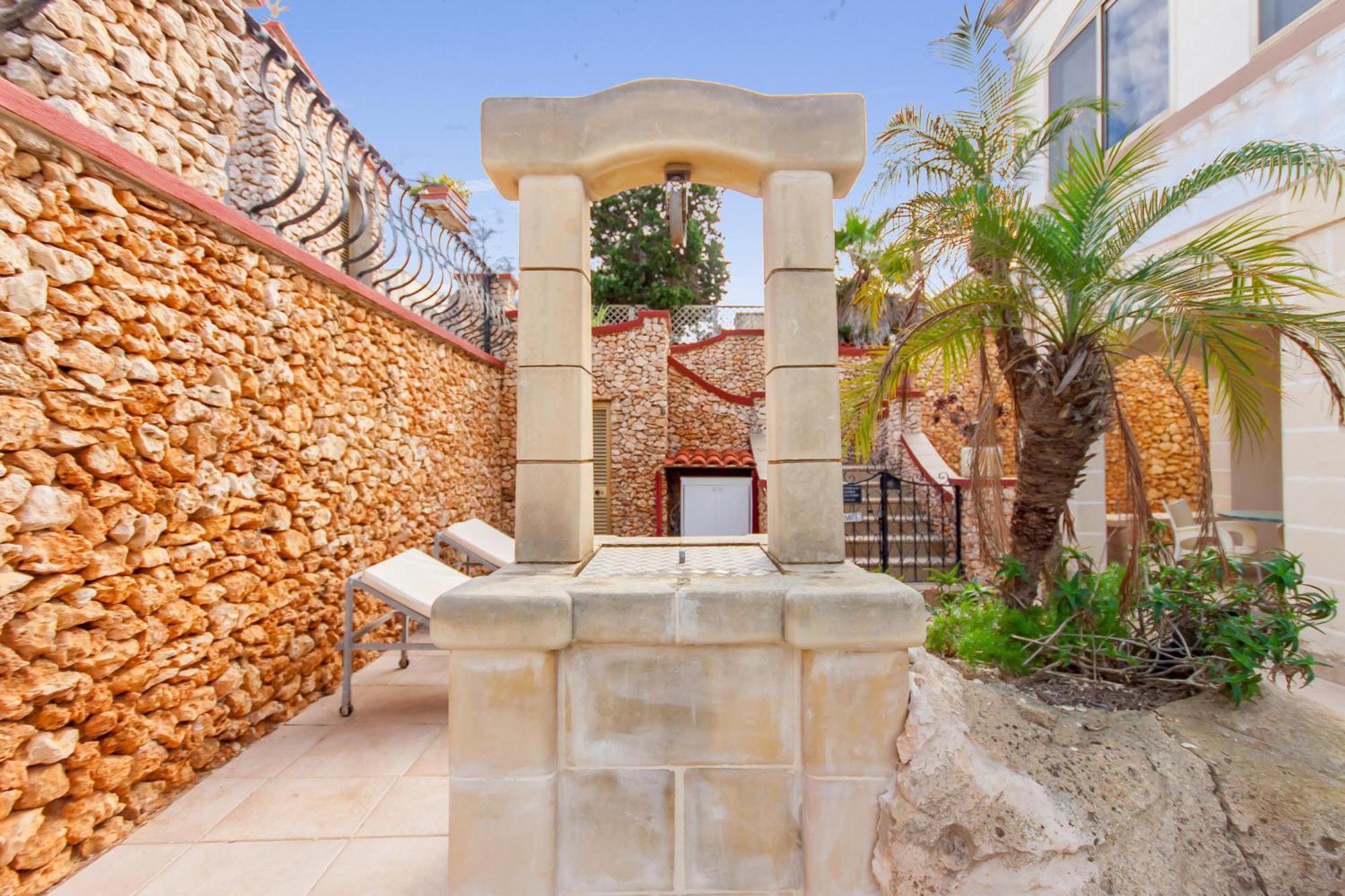 Villa & Pool Apartments In Mellieha Bay Exteriör bild